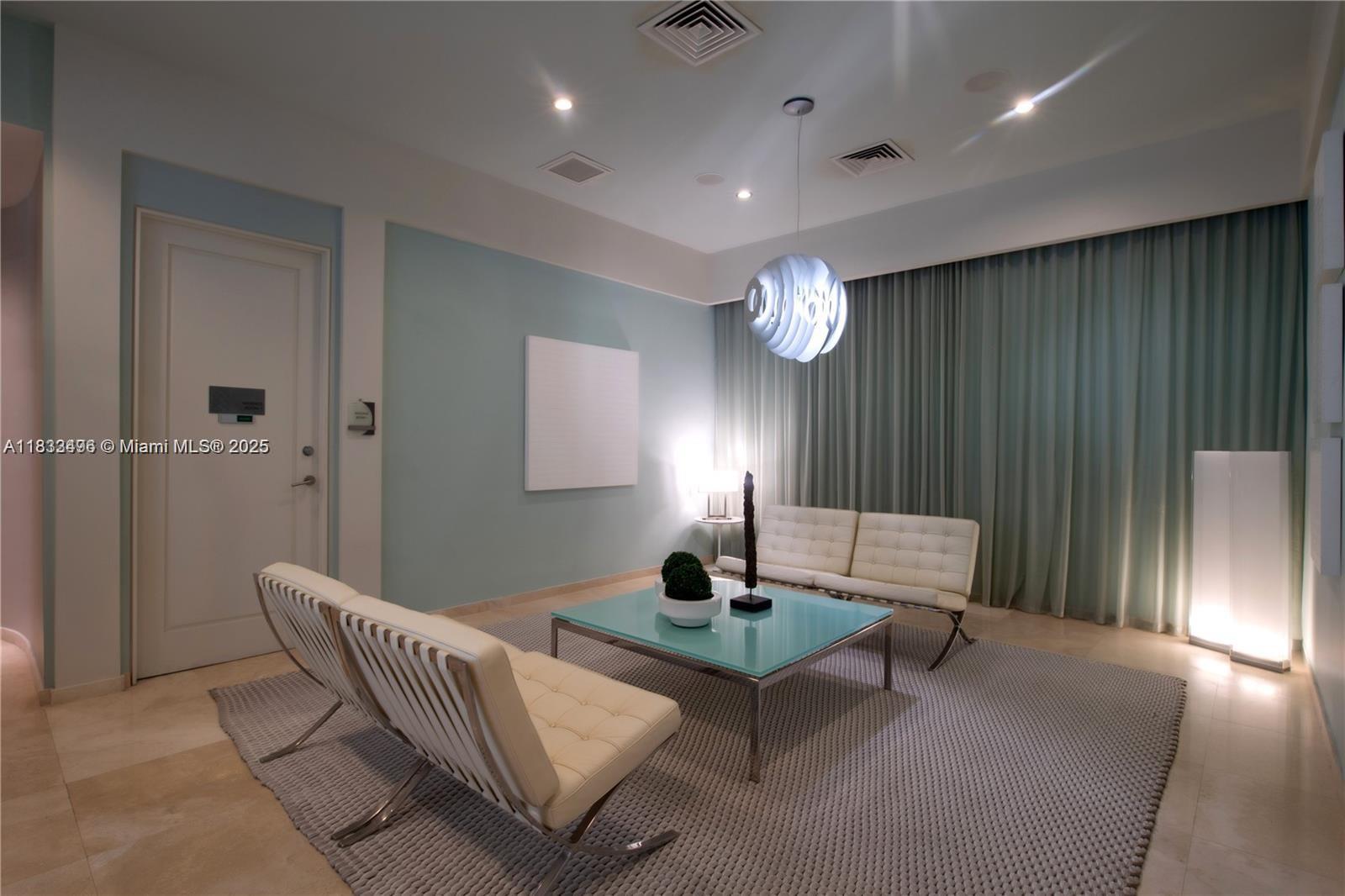 image Harbour House Condo39