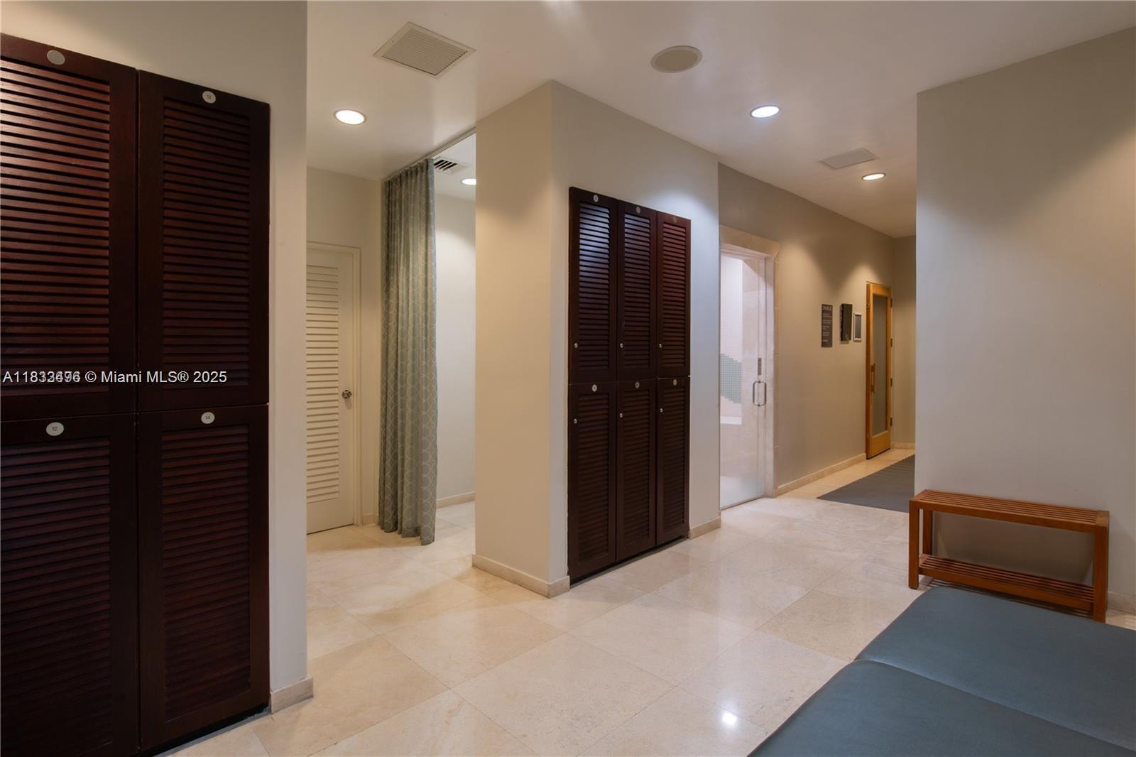 image Harbour House Condo40