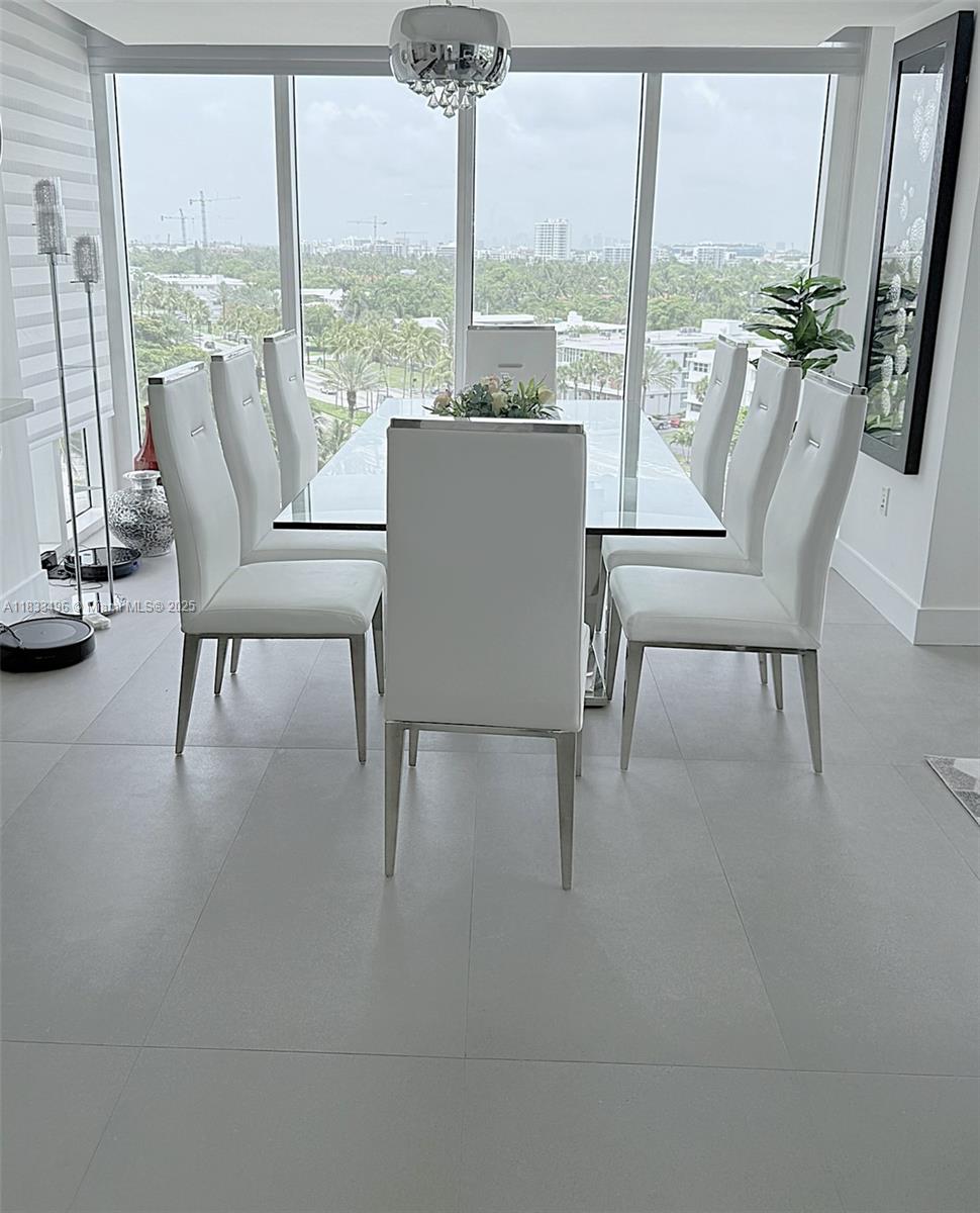 image Harbour House Condo5