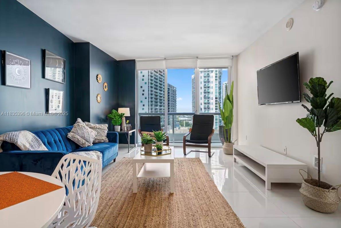 image Icon Brickell Condo No 33