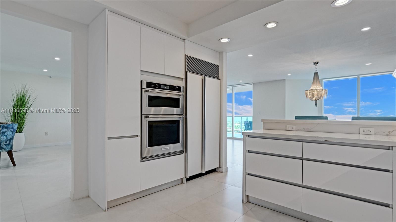 image Hamptons South Condo15