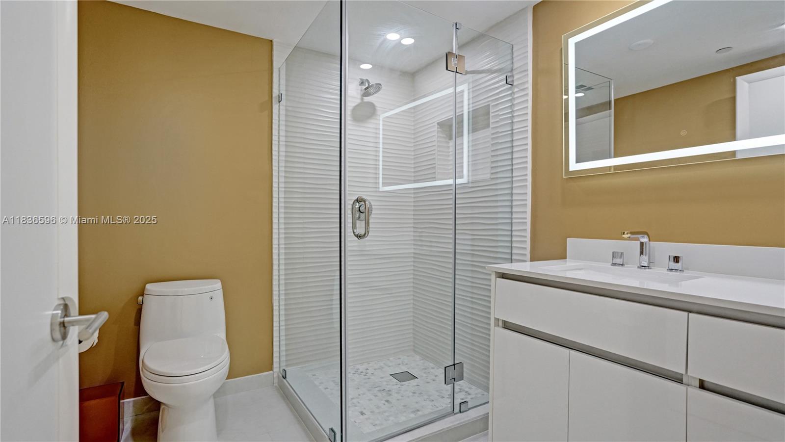 image Hamptons South Condo19