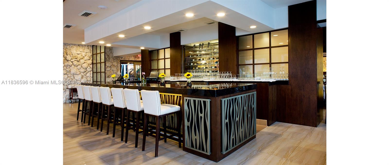 image Hamptons South Condo43