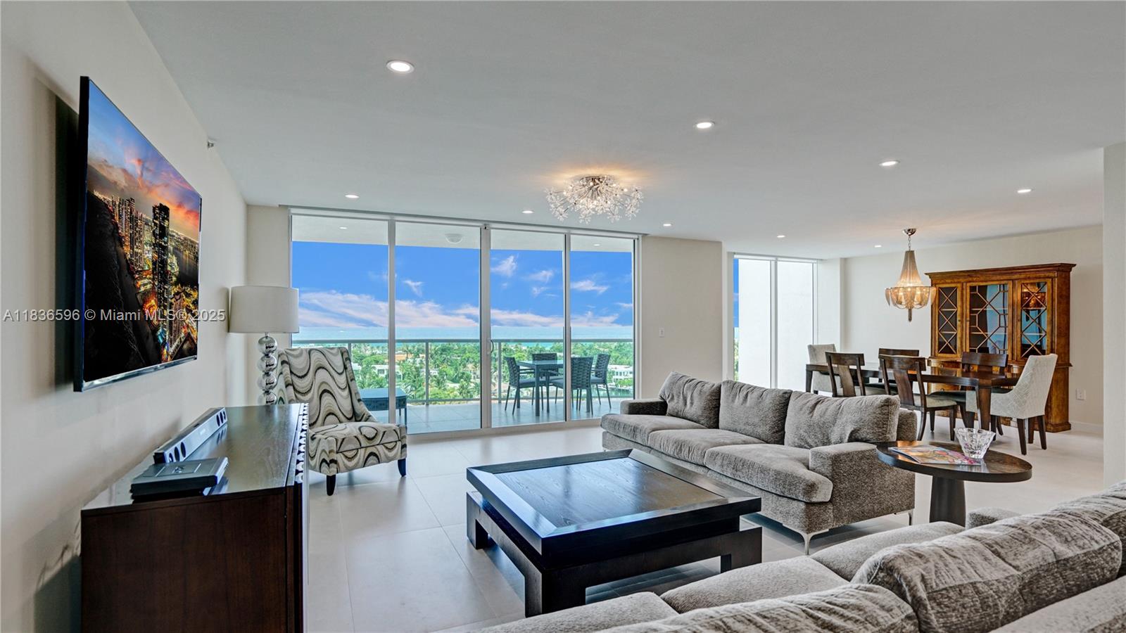 image Hamptons South Condo5