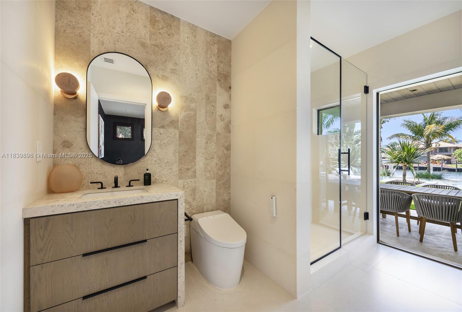 110 Holiday Dr Hallandale Beach, FL 33009 110 Holiday Dr Hallandale Beach, FL 33009