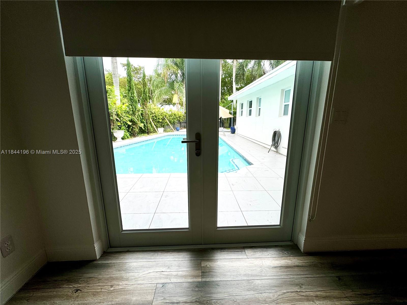 2075 S Hibiscus Dr North Miami, FL 33181