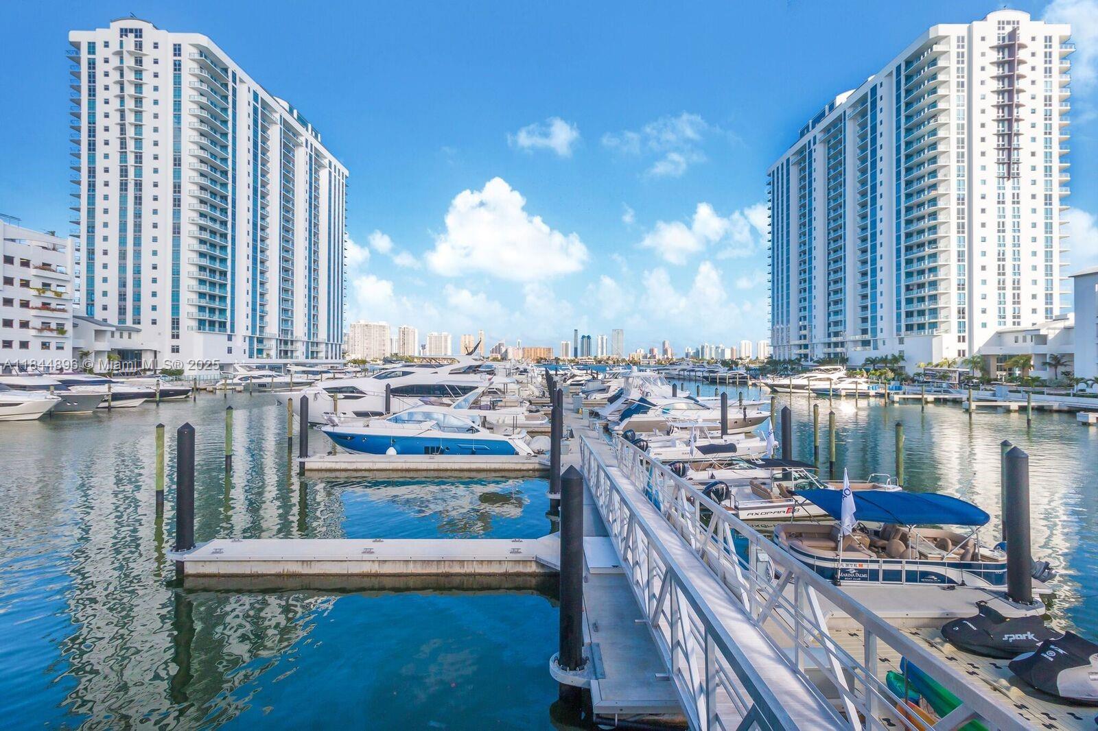 17111 Biscayne Blvd #1406