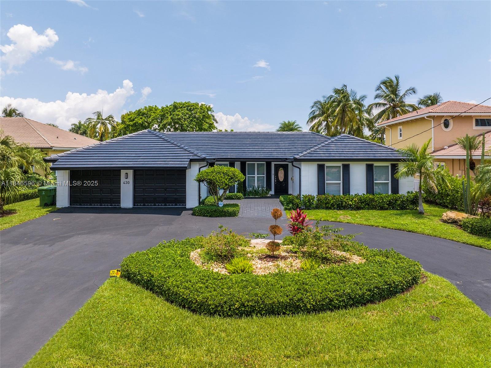 430 Holiday Dr Hallandale Beach, FL 33009