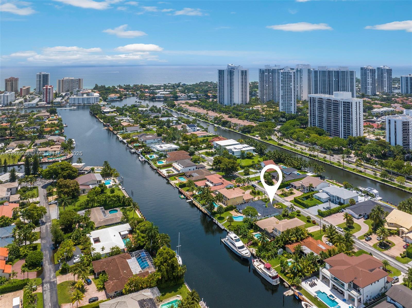 430 Holiday Dr Hallandale Beach, FL 33009