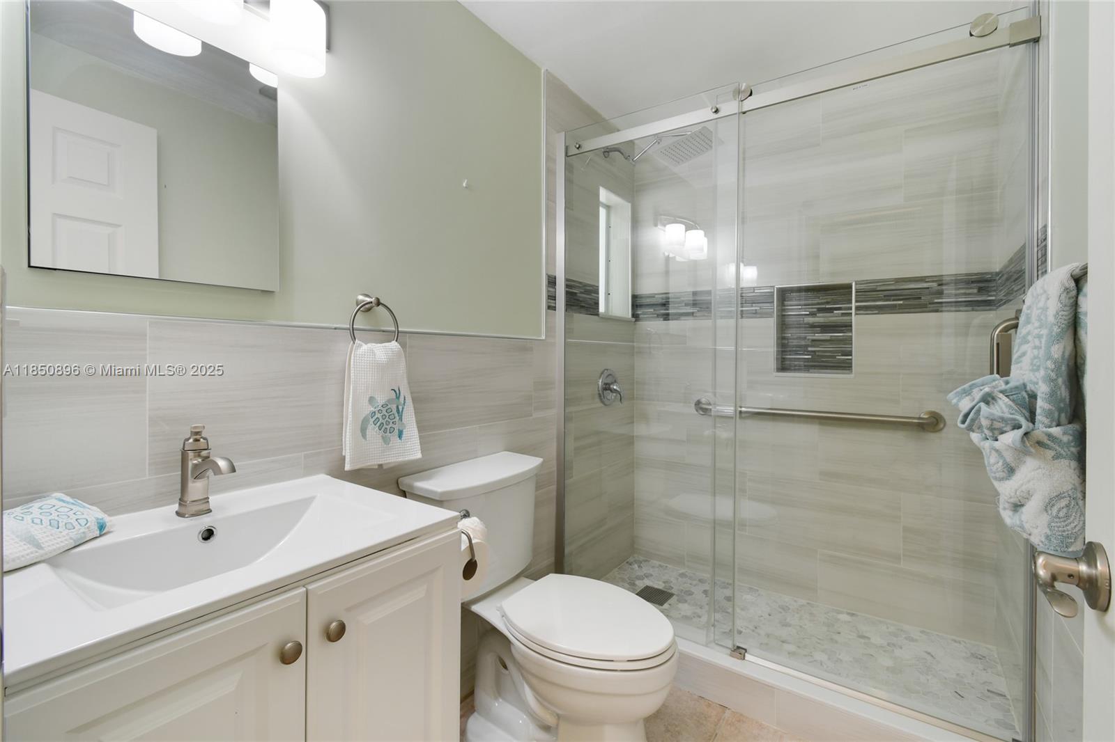 110 E Windsor Rd E Jupiter, FL 33469