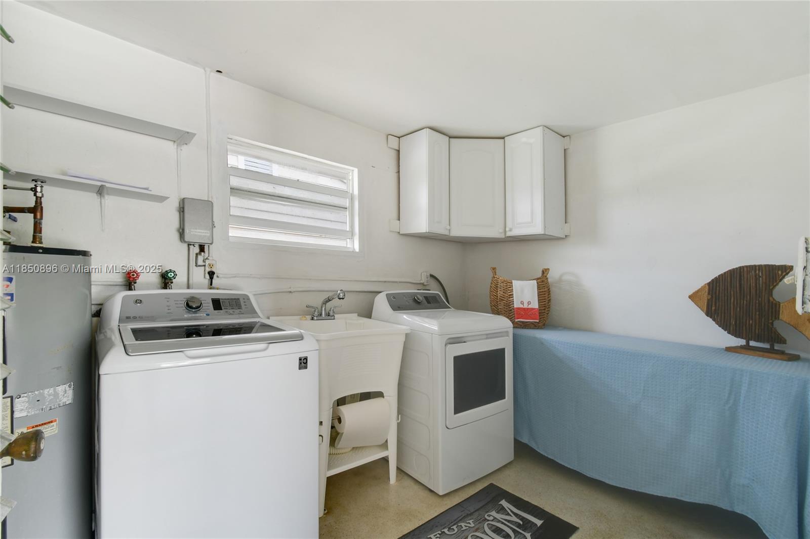 110 E Windsor Rd E Jupiter, FL 33469