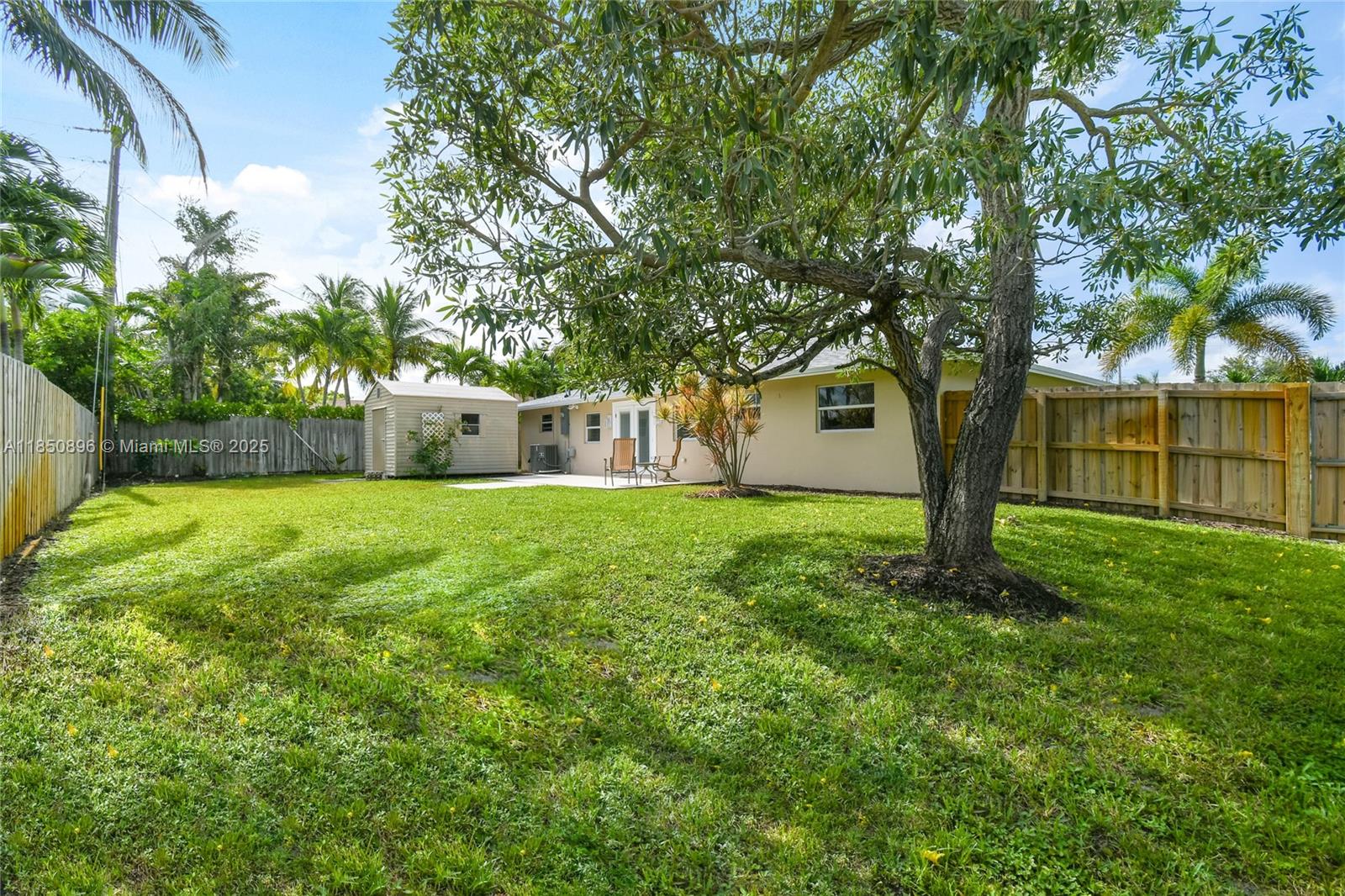 110 E Windsor Rd E Jupiter, FL 33469