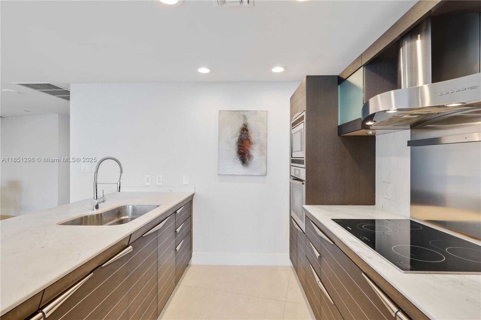 image Epic West Condo10