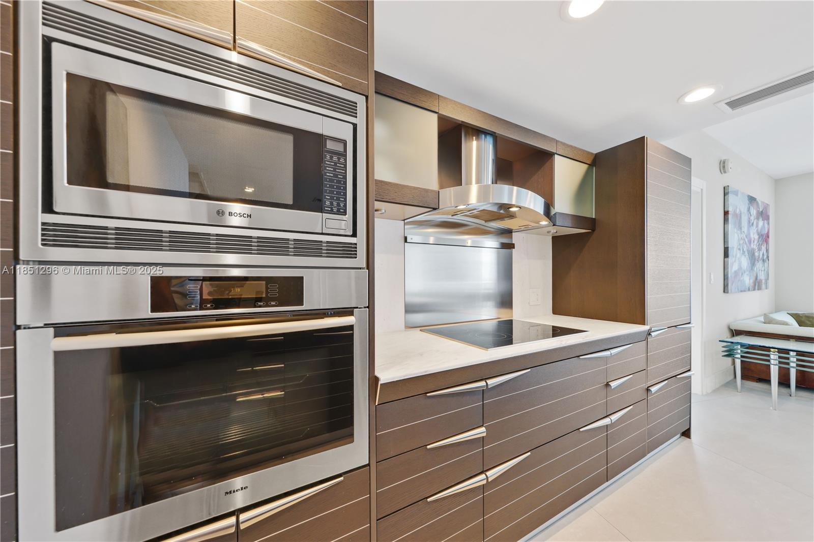 image Epic West Condo12