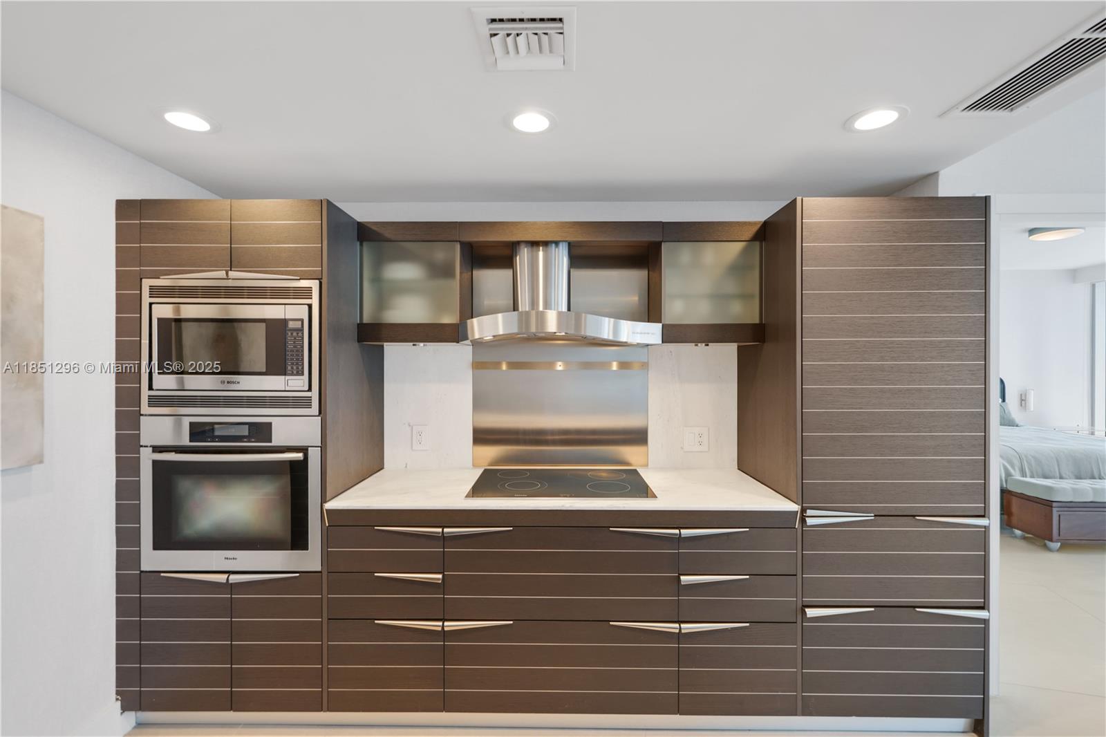 image Epic West Condo13