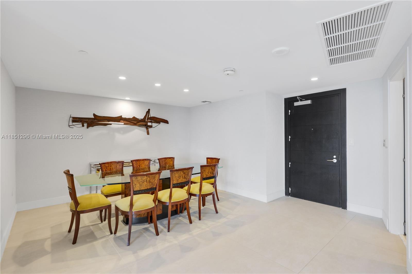 image Epic West Condo14