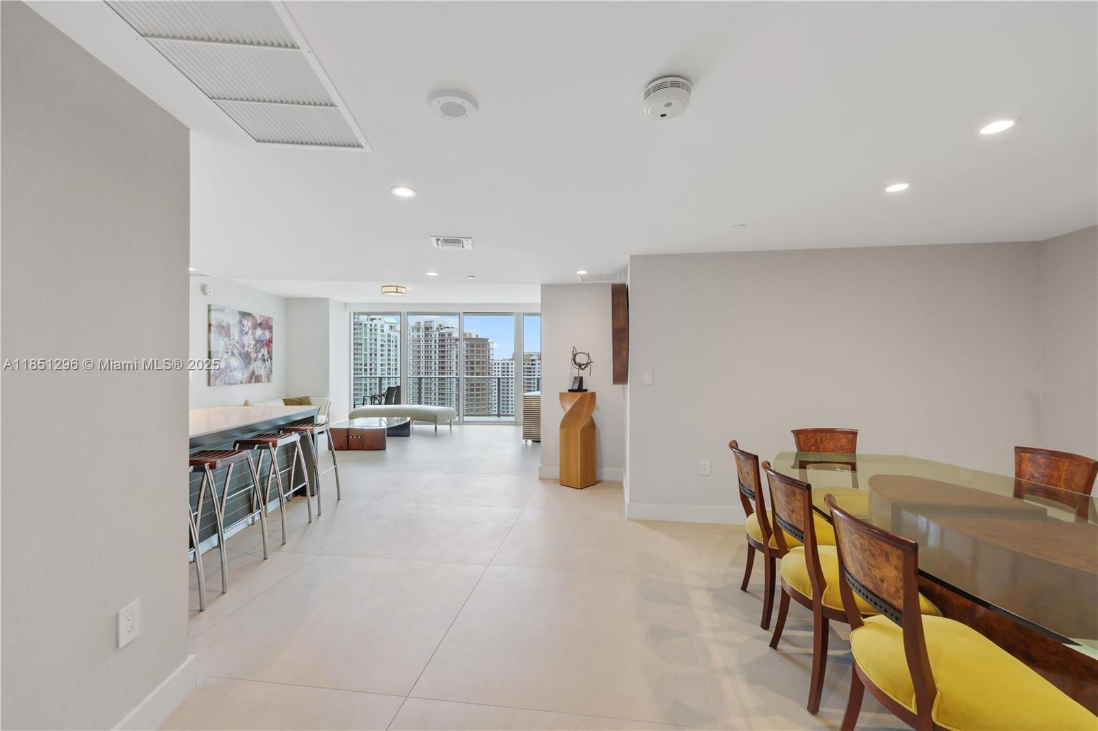 image Epic West Condo17