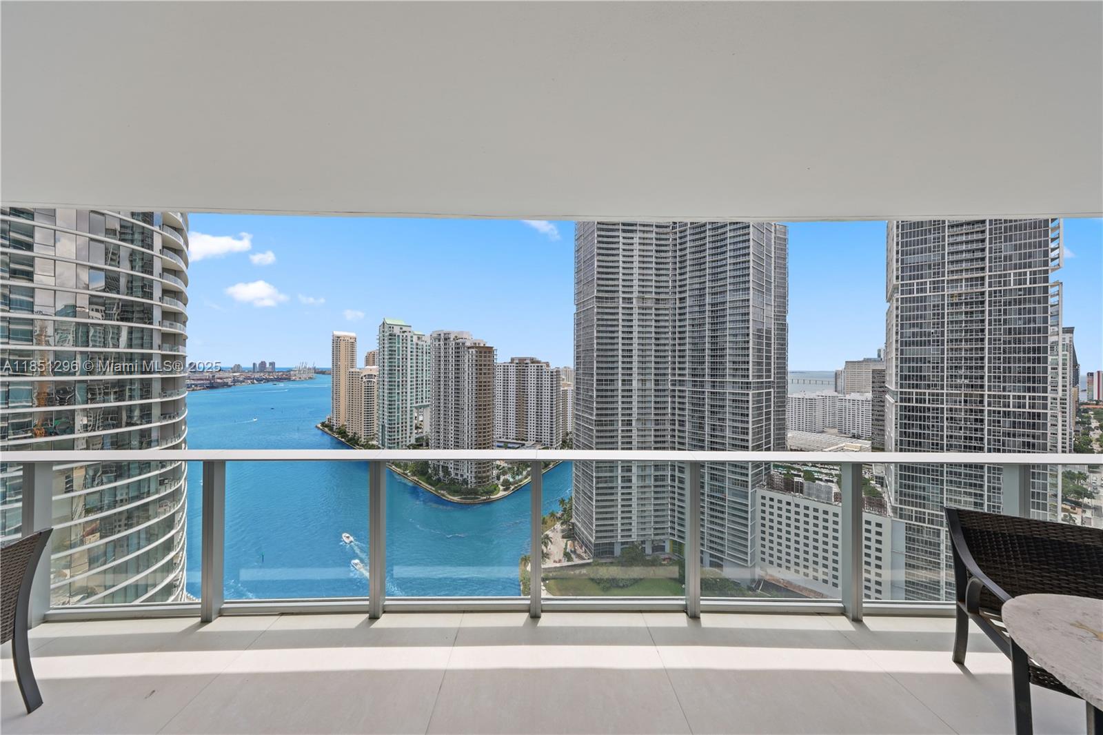 200 Biscayne Blvd Way #3207,Miami, FL 33131