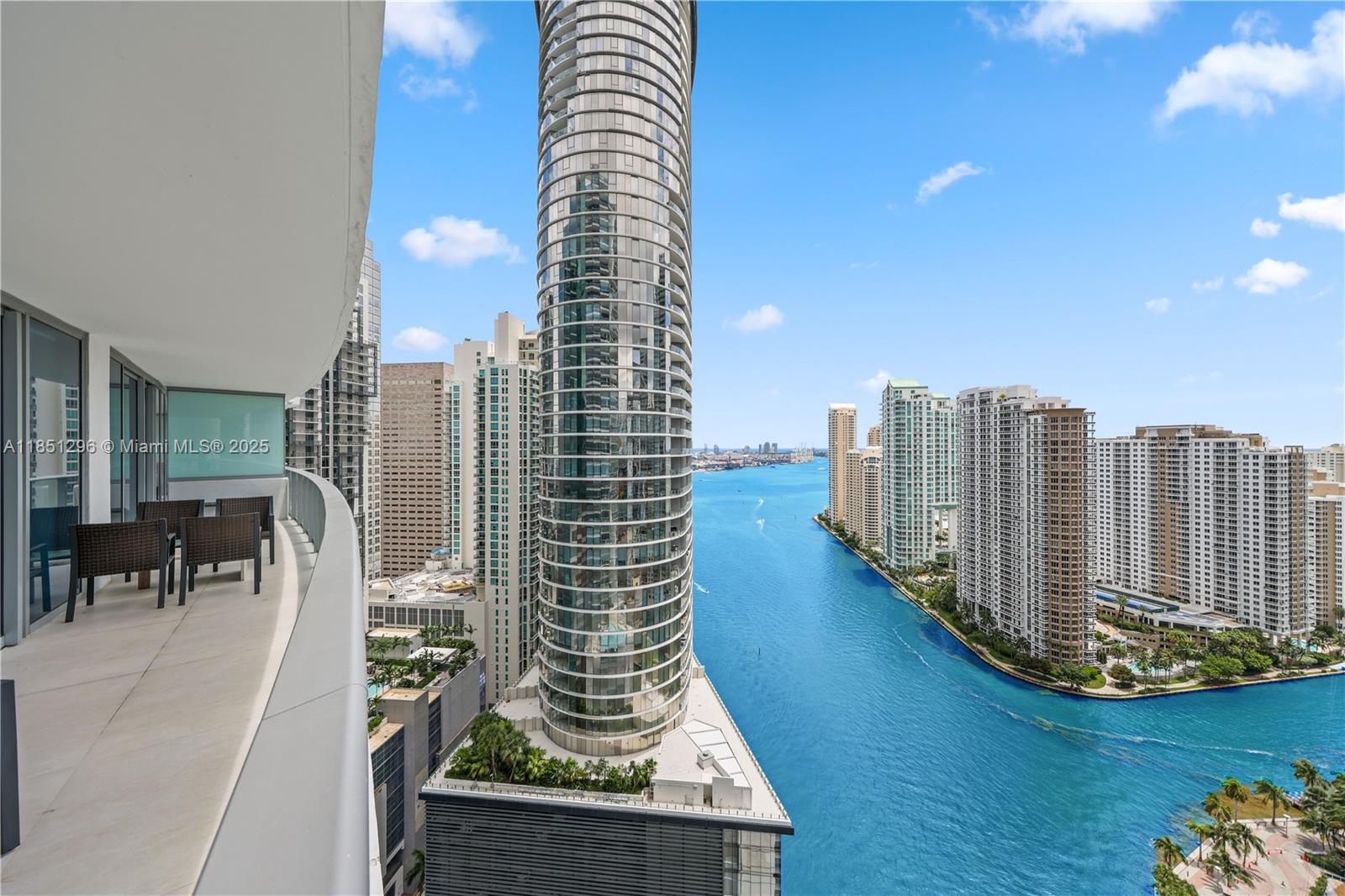 image Epic West Condo32