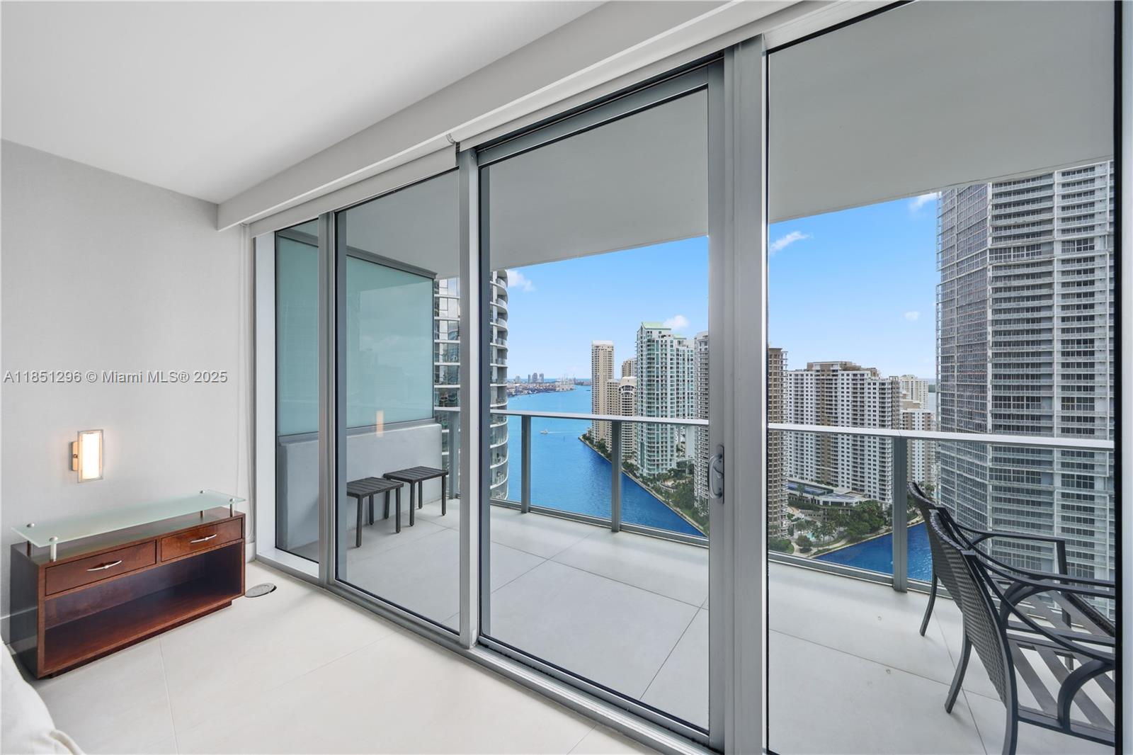image Epic West Condo37