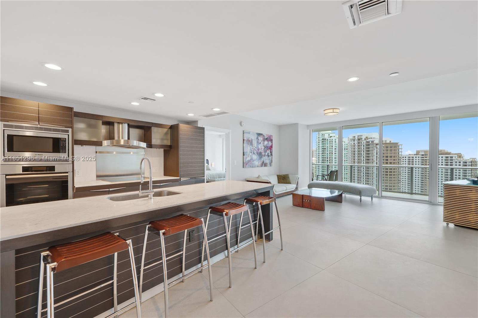 image Epic West Condo3