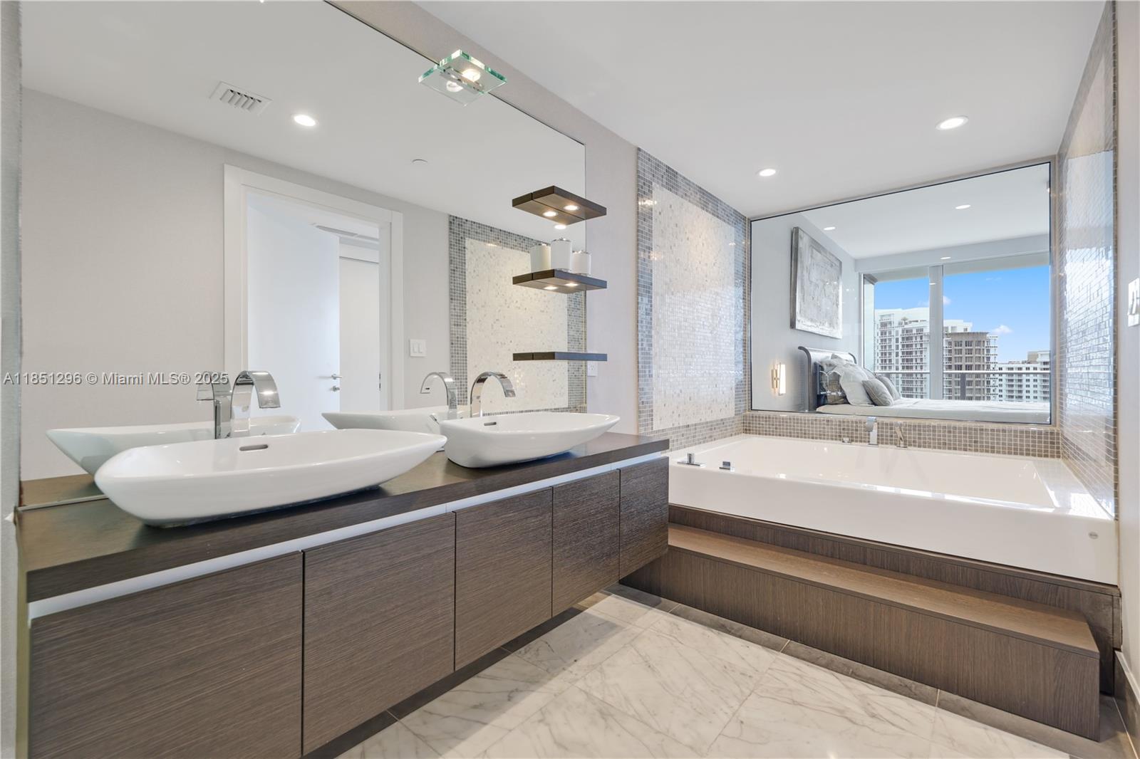 image Epic West Condo41