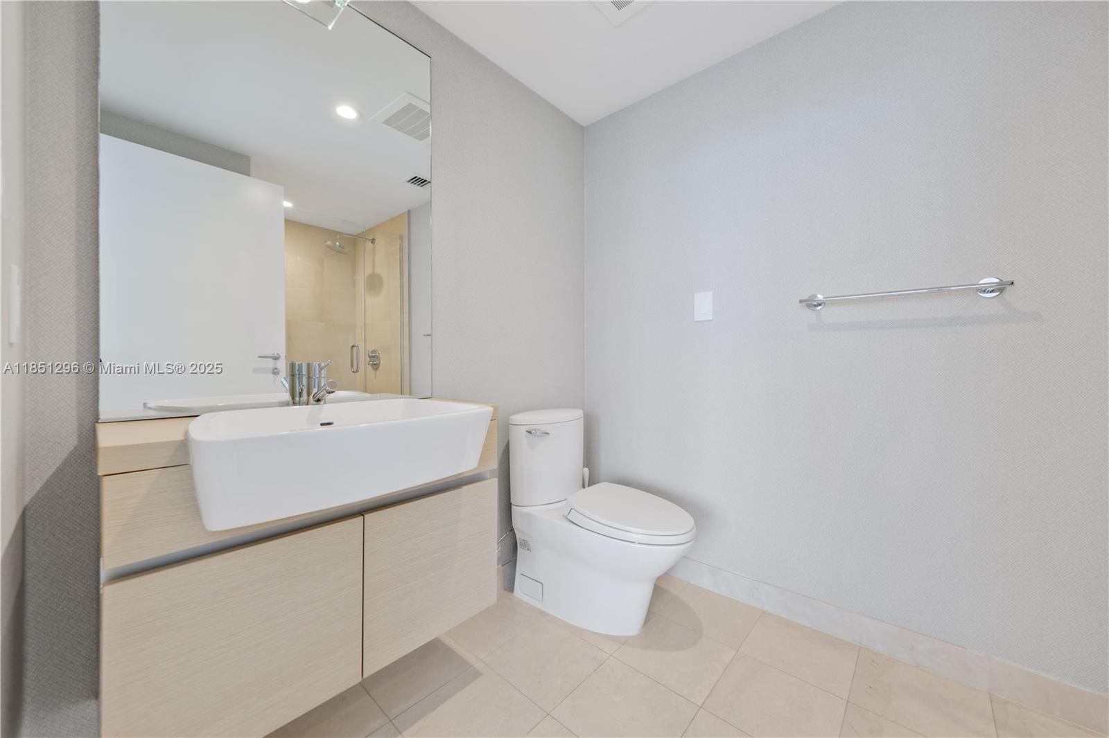 image Epic West Condo50