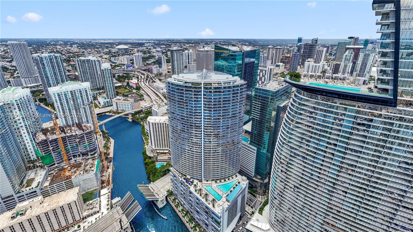 image Epic West Condo57
