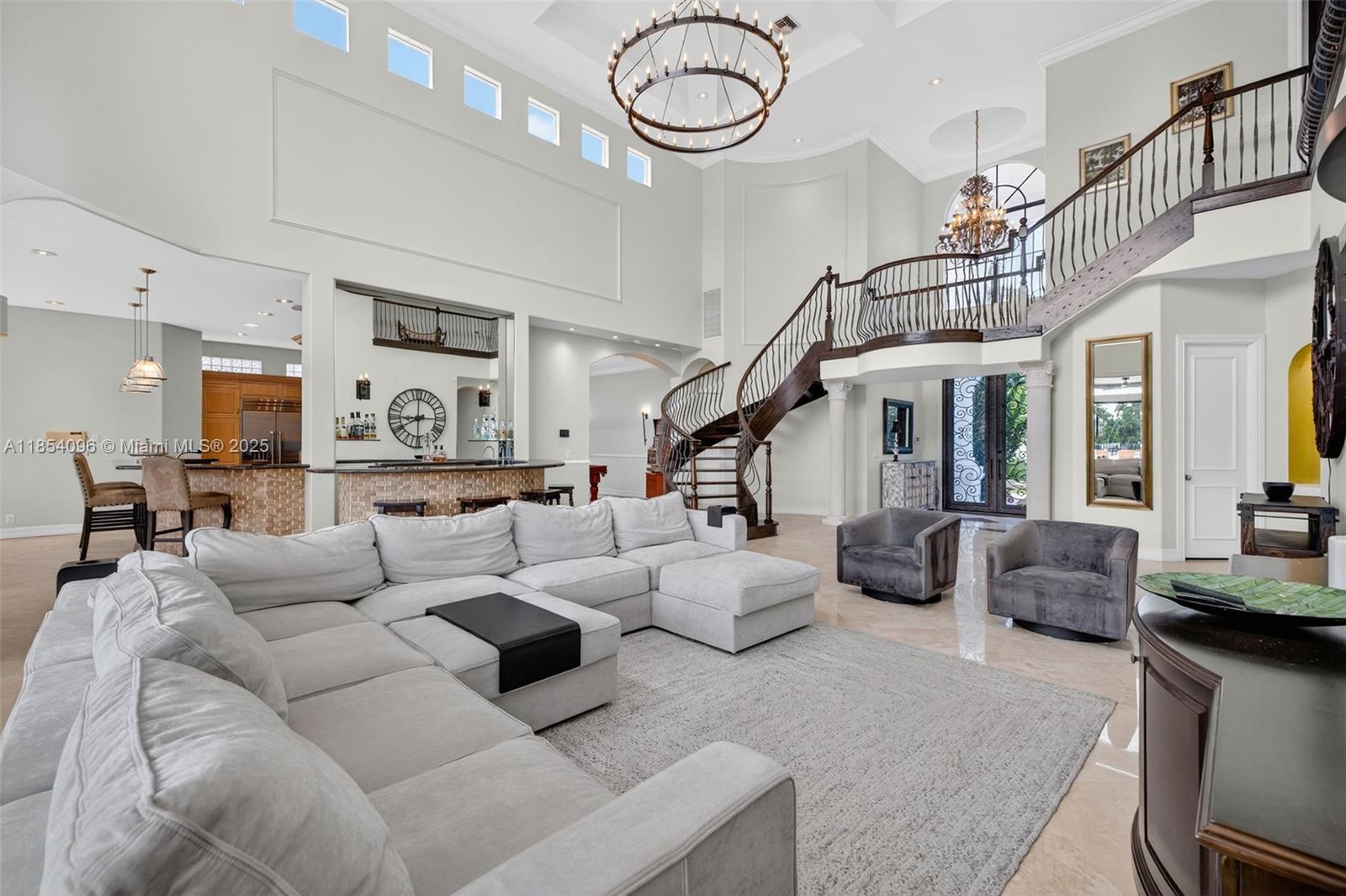 2649 NE 26th Ave Lighthouse Point, FL 33064