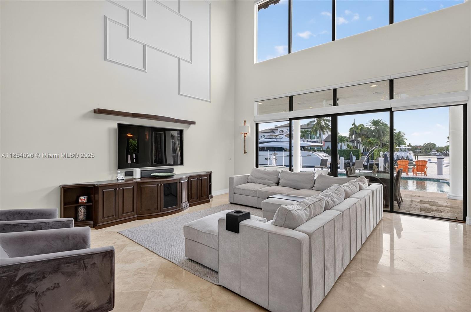 2649 NE 26th Ave Lighthouse Point, FL 33064