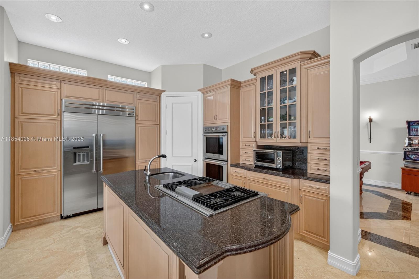 2649 NE 26th Ave Lighthouse Point, FL 33064