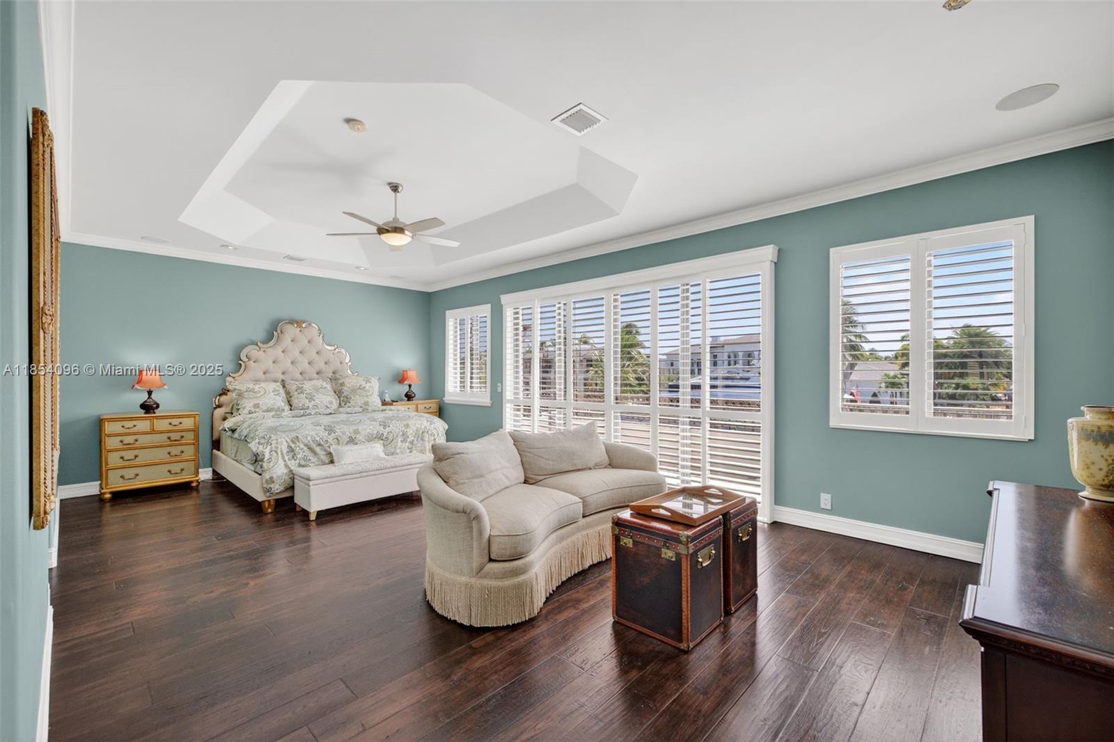 2649 NE 26th Ave Lighthouse Point, FL 33064