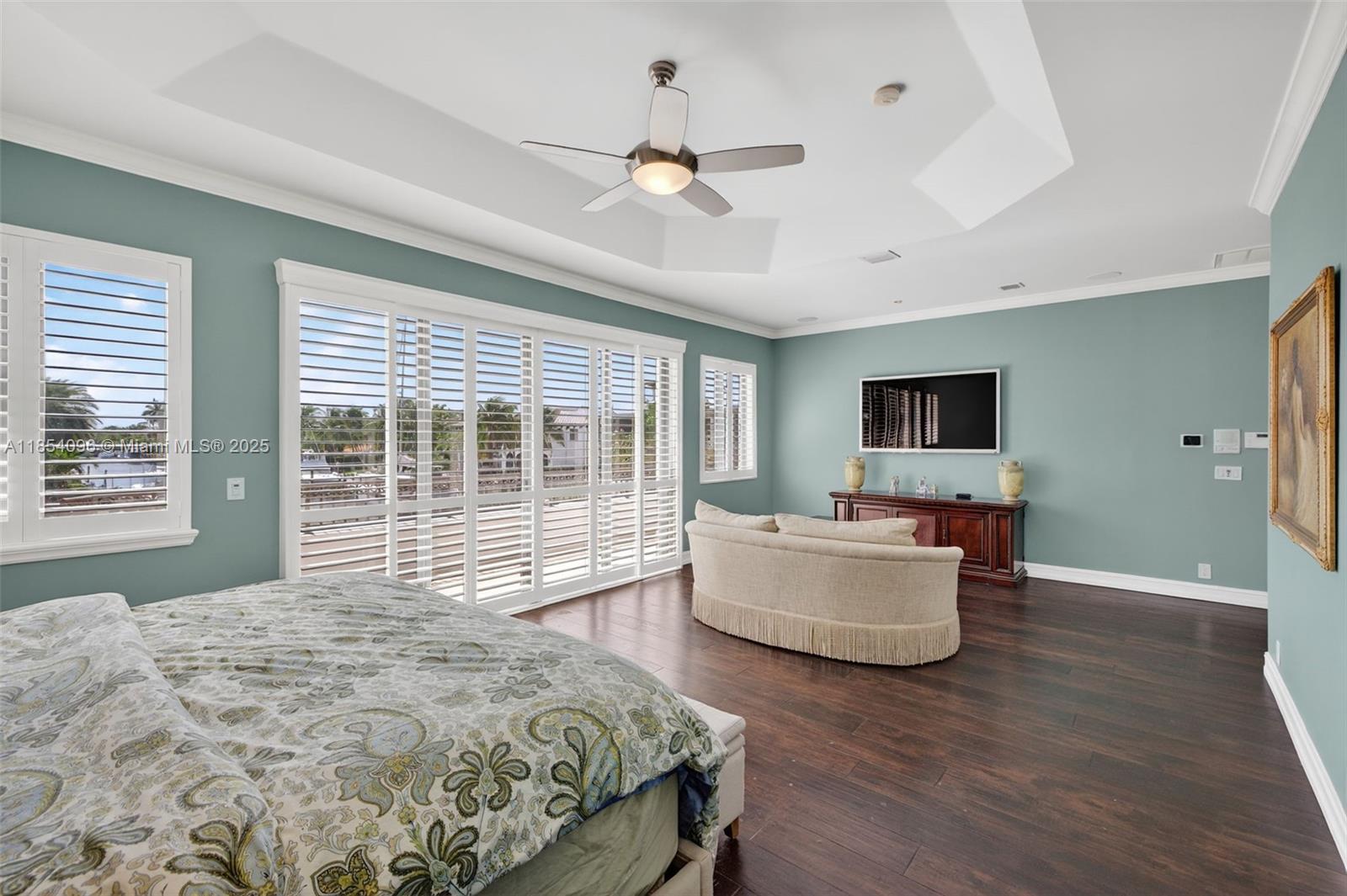 2649 NE 26th Ave Lighthouse Point, FL 33064