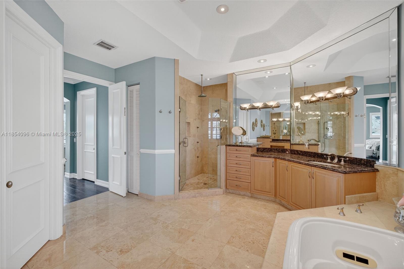 2649 NE 26th Ave Lighthouse Point, FL 33064