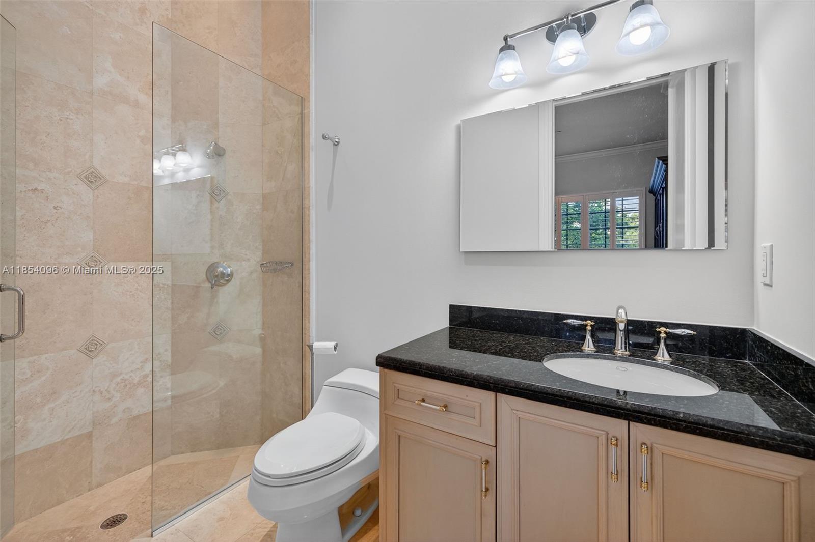 2649 NE 26th Ave Lighthouse Point, FL 33064