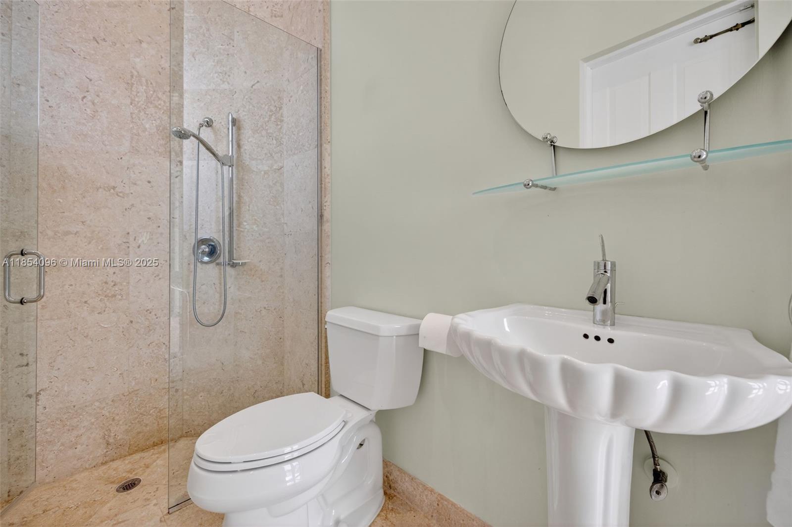 2649 NE 26th Ave Lighthouse Point, FL 33064