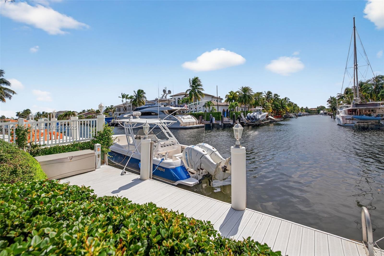 2649 NE 26th Ave Lighthouse Point, FL 33064