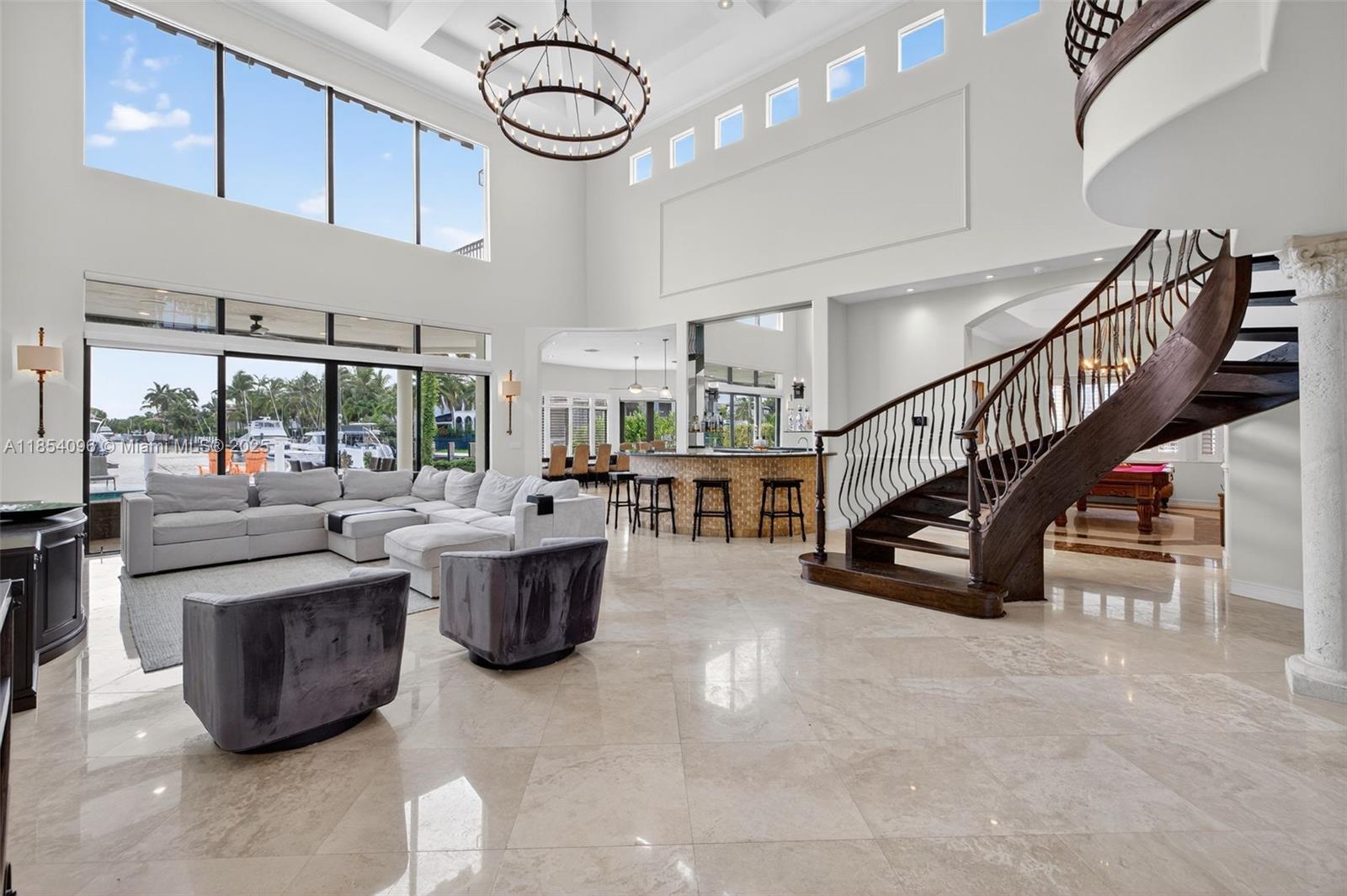 2649 NE 26th Ave Lighthouse Point, FL 33064