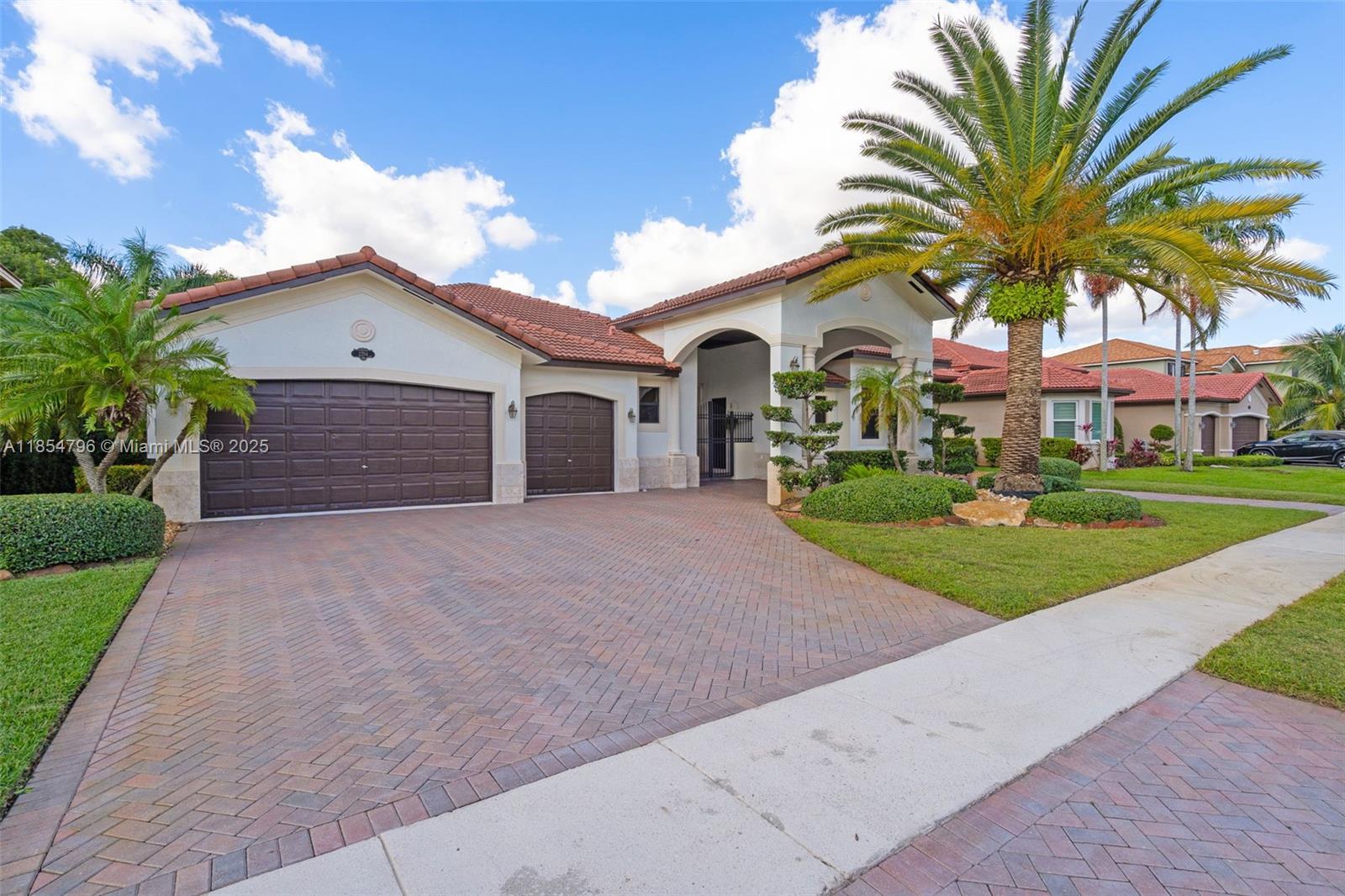 2294 SW 195th Ave