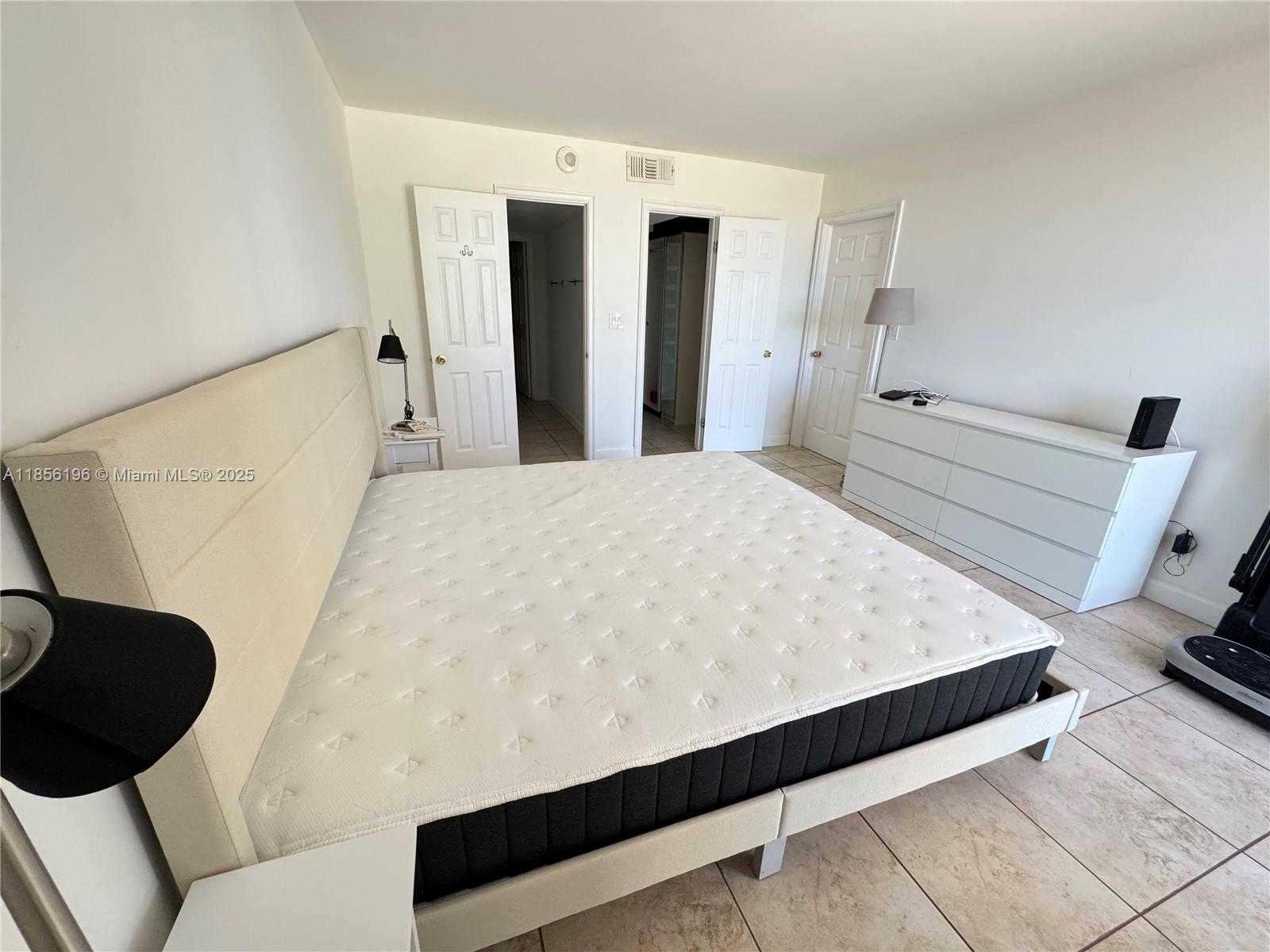 image Arlen House Eest23