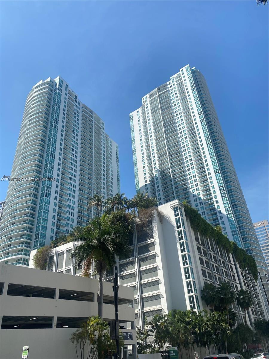 950 Brickell Bay Dr #602