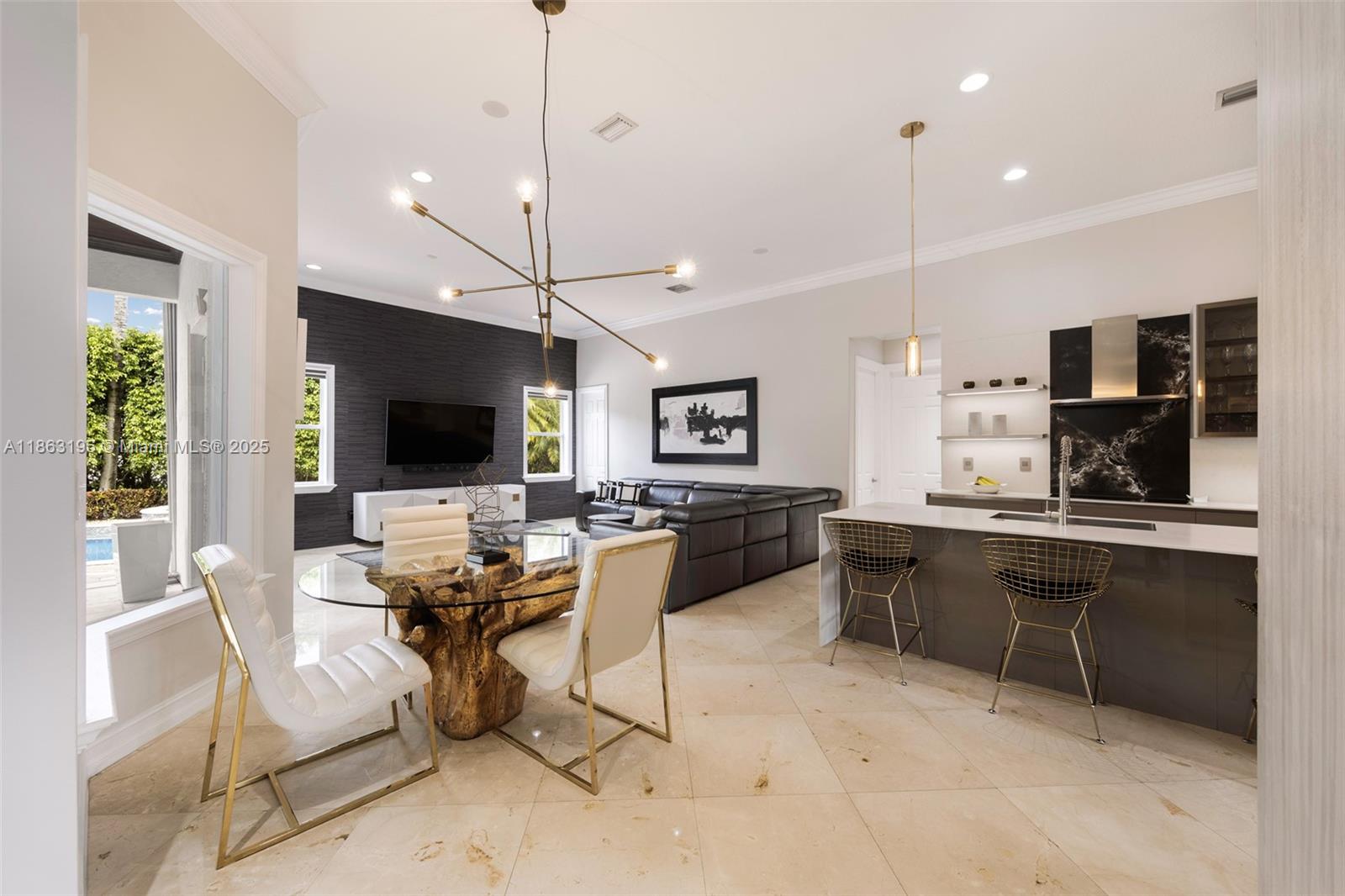 9445 SW 68th St Miami, FL 33173