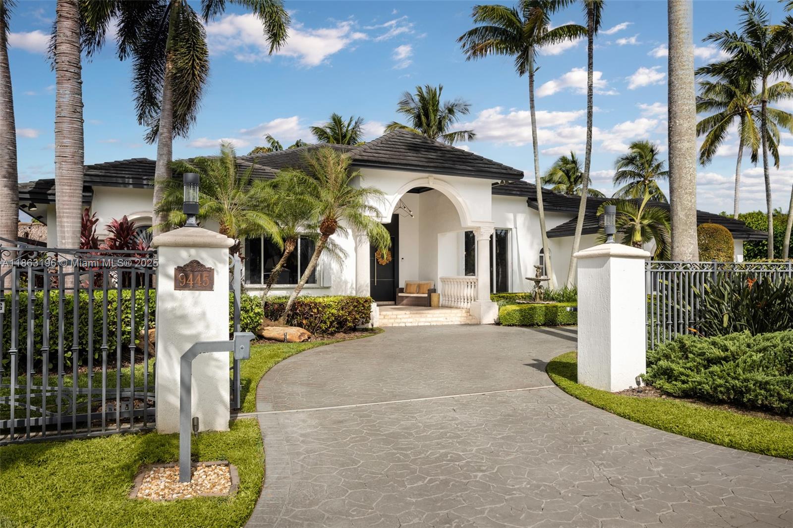 9445 SW 68th St Miami, FL 33173