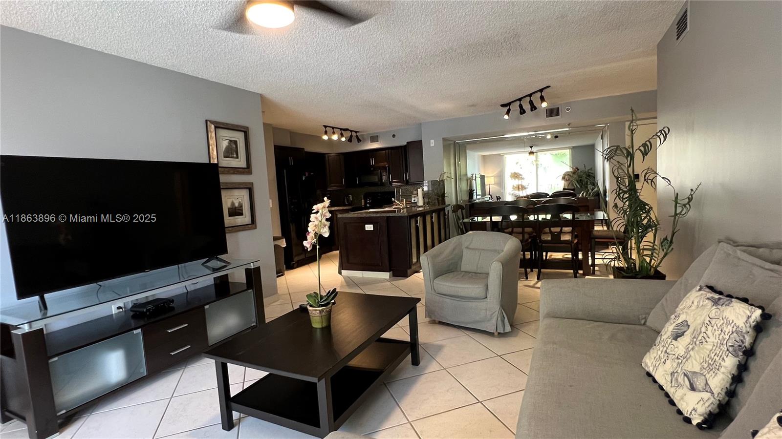 19555 E Country Clb Dr #8305,Aventura, FL 33180