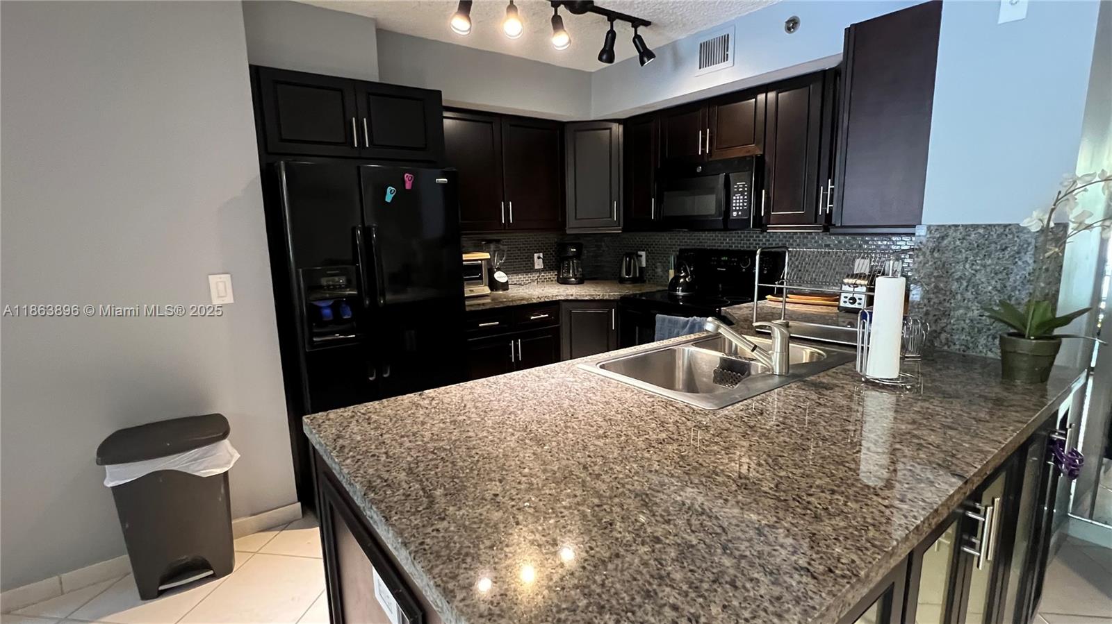 19555 E Country Clb Dr #8305,Aventura, FL 33180