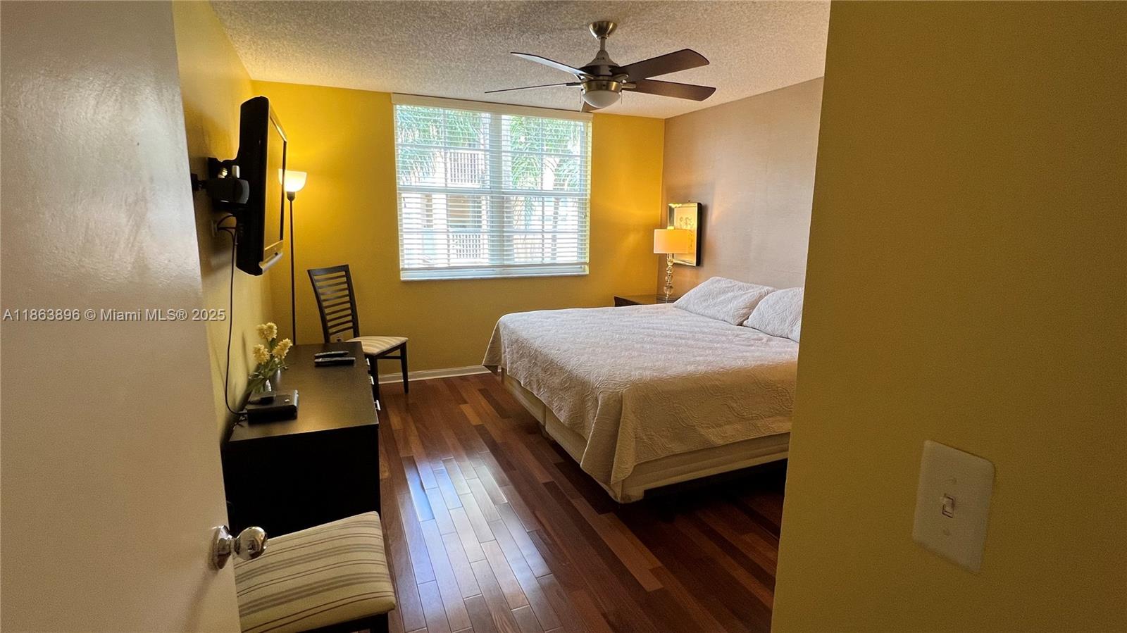 19555 E Country Clb Dr #8305,Aventura, FL 33180