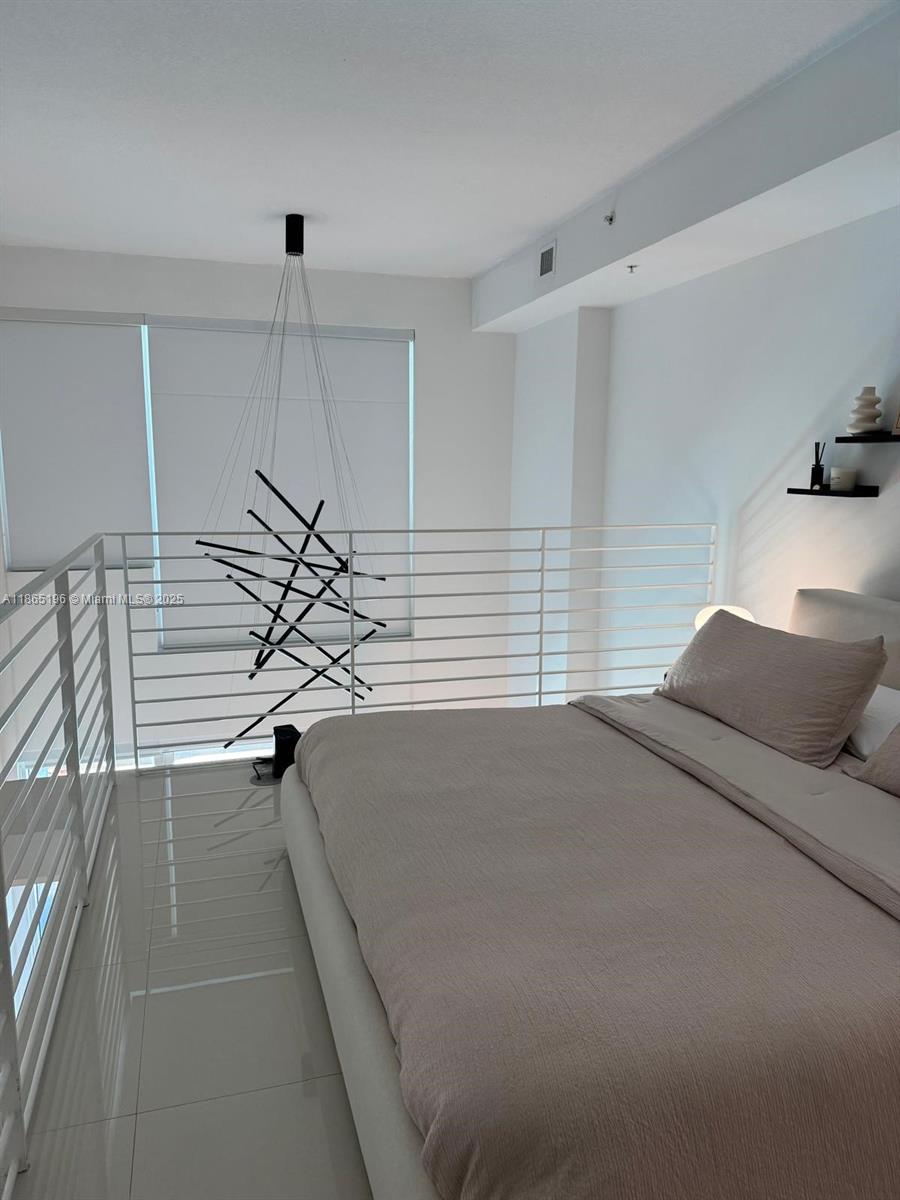 image Infinity At Brickell Cond18