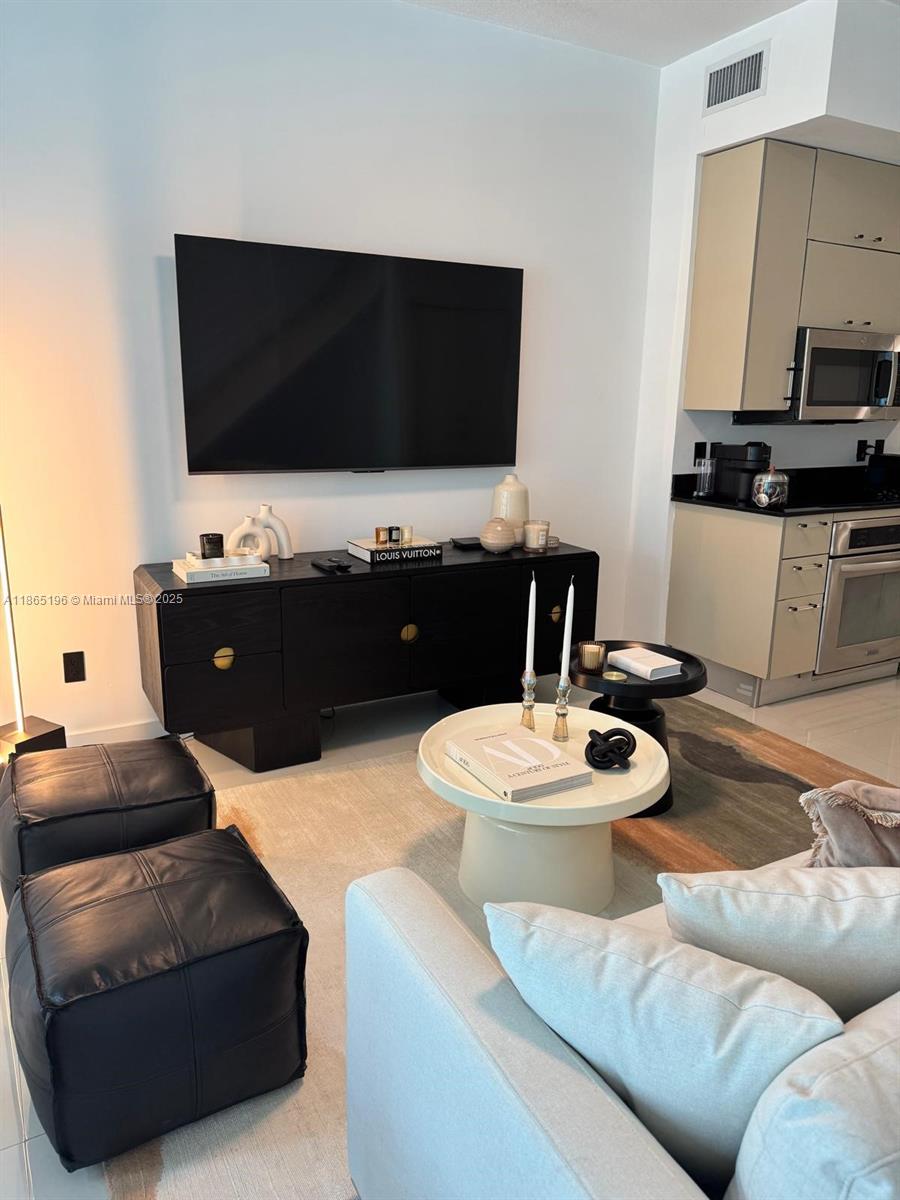 image Infinity At Brickell Cond5