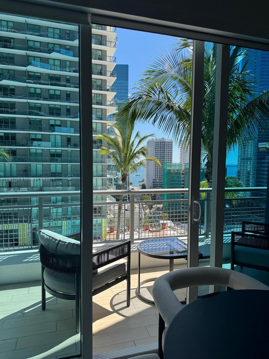 image Infinity At Brickell Cond6