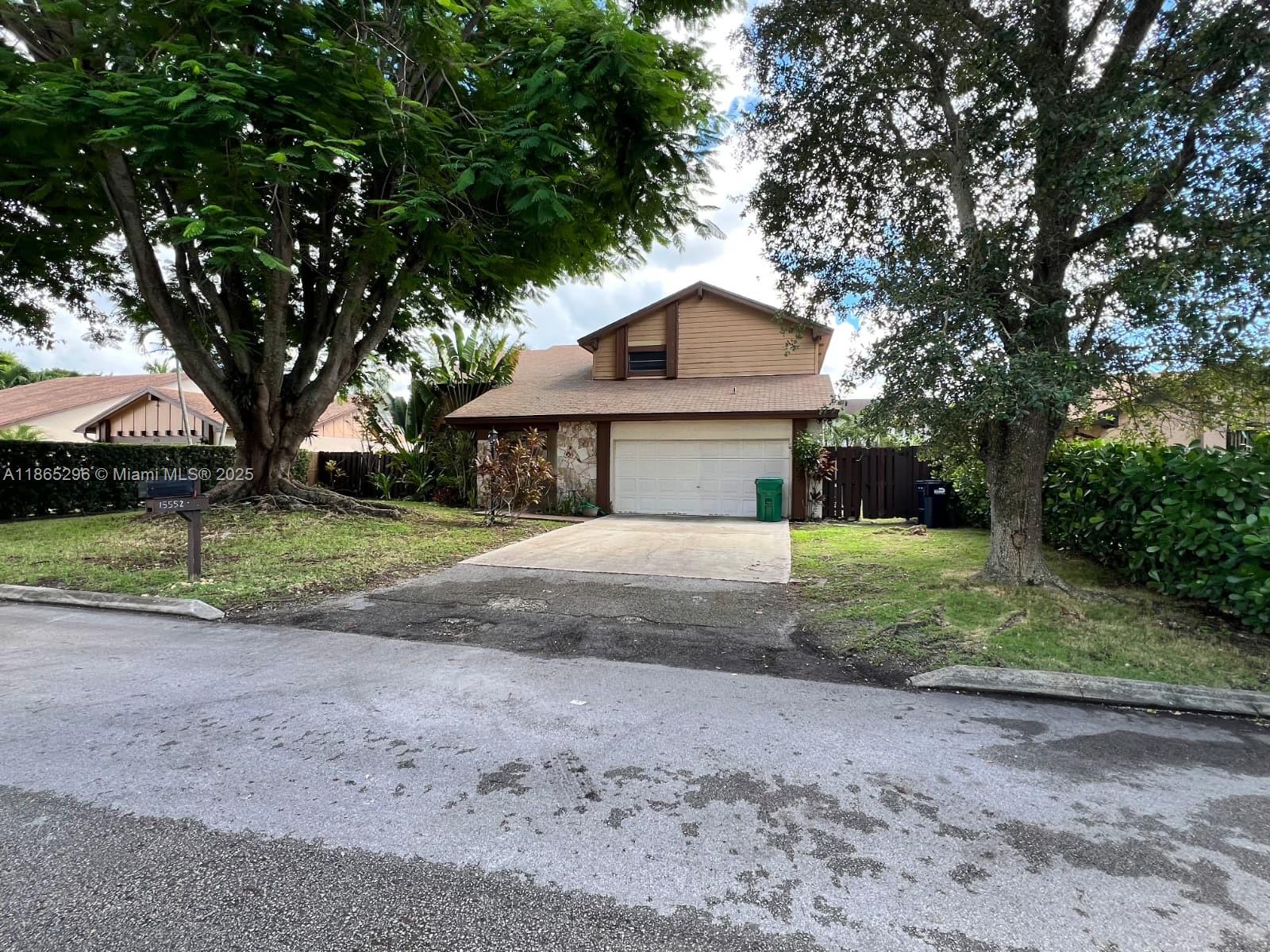 15552 SW 54th Ter